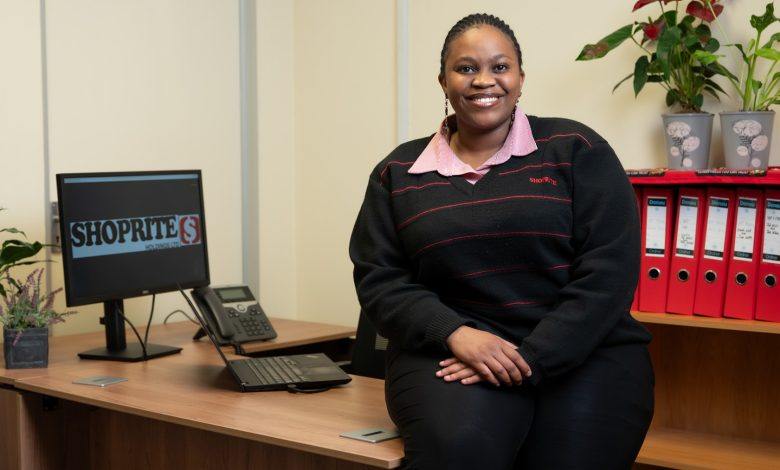 HERE'S Shoprite Learnership for Unemployed Youth BEST STIPEND : R5 500 per month
